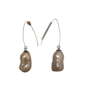 Vintage Minimalist Sterling Silver Baroque Pearl Earrings