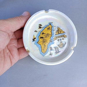 Vintage weißer feiner Porzellan Aschenbecher von Rhodos. Made in Griechenland 90er Jahre