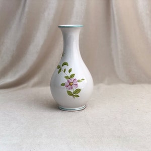 White porcelain flower vase for home decor LEDA Bavaria