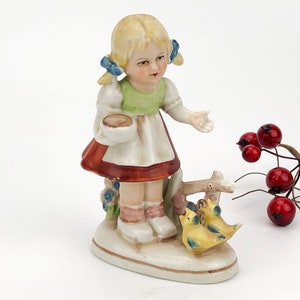 Cermant Musikerin Mädchen mit Vögel Figur aus dem 20