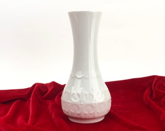 White home decor flower vase