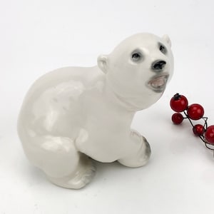 Polar bear porcelain statue figurine from 20th century