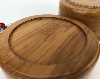 Boîte Vintage En Bois Laqué Et Sculptée à La Main - Pour Bijoux Ou Montres - Occasion état TOP
