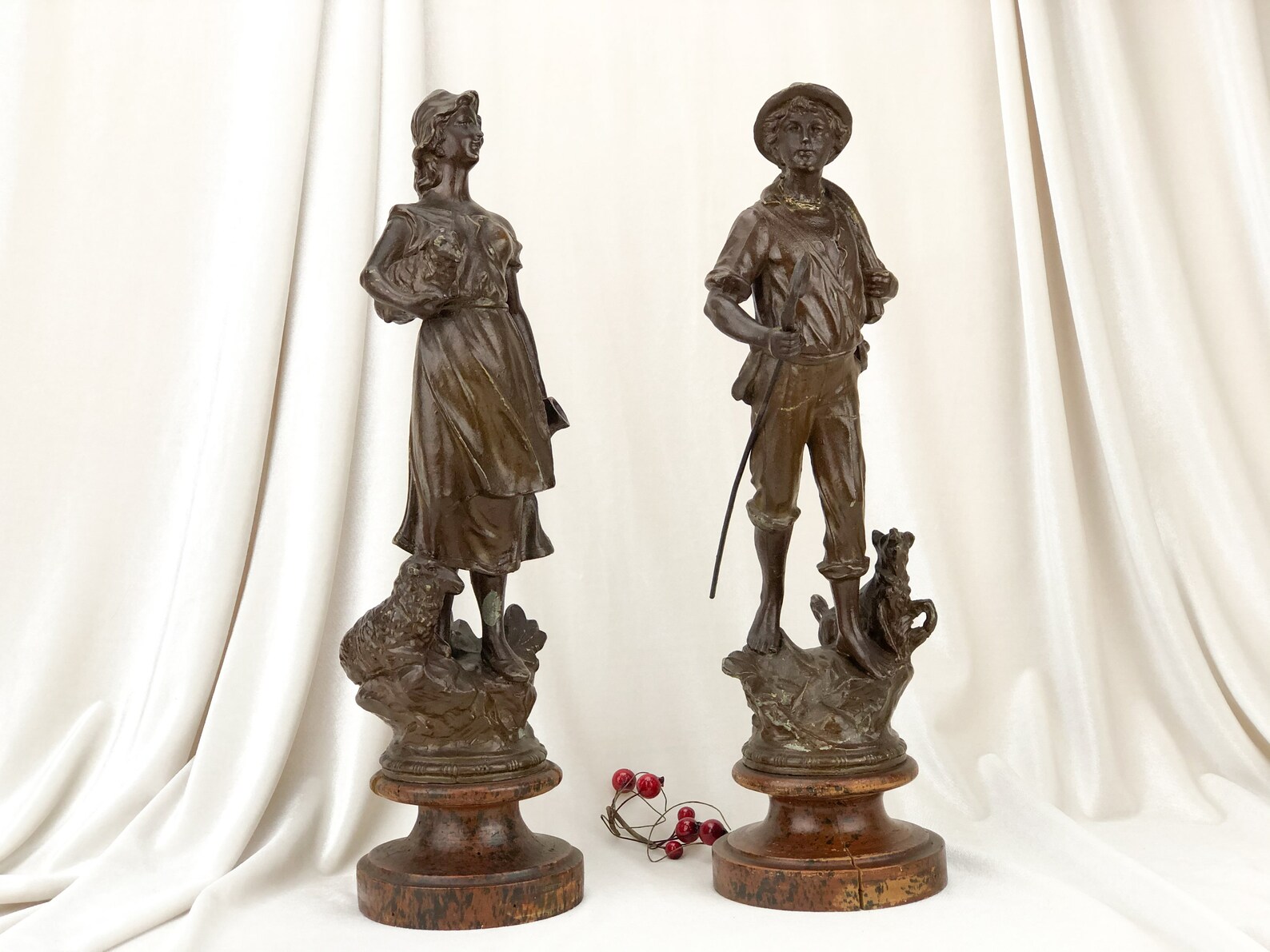 Royal Metal Vintage Figurine Set of Two Etsy