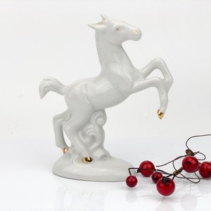 White horse statue made in 20th century German Democratic Republic