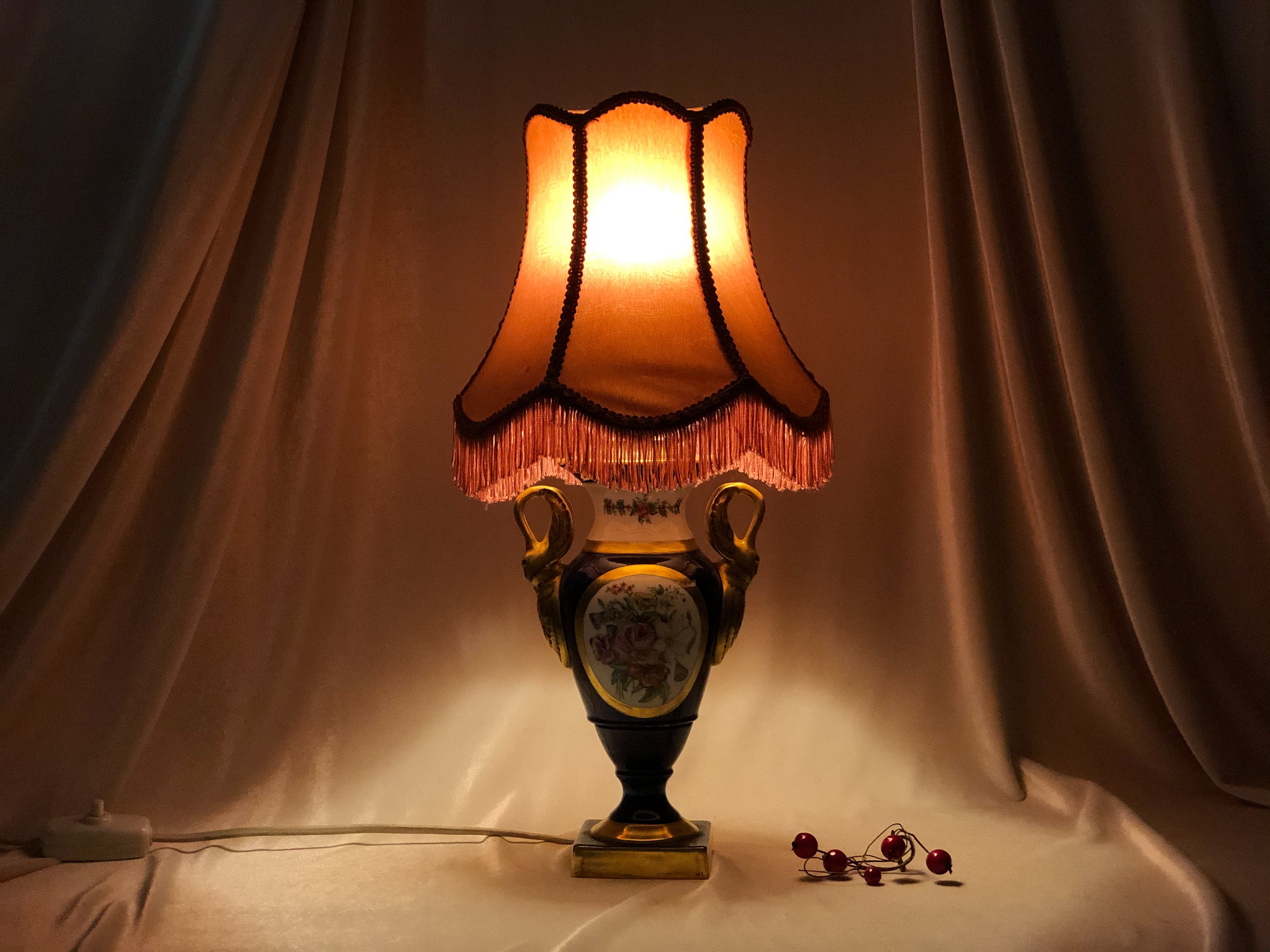 20世紀に作られたフランスの花瓶型磁器アクセントランプ - Etsy 日本