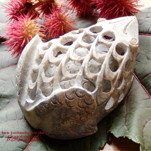 GRENOUILLE  de  COLLECTION  en STEATITE ou pierre à savon sclupture artisanale undercut