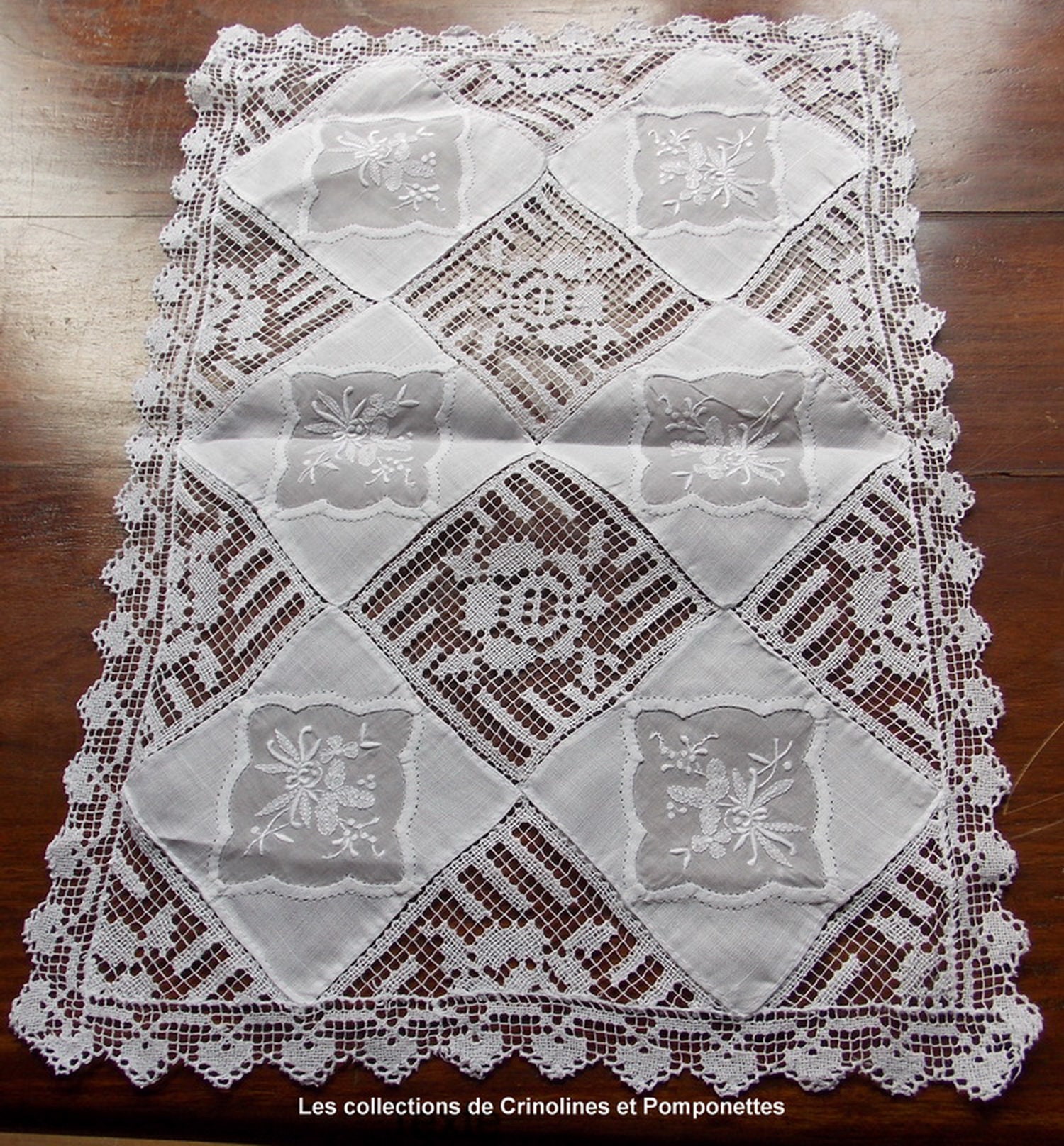 Napperon Brode Main sur Lin Filet et Point d'ombre Blanc Rectangulaire 30x43 Rebecca