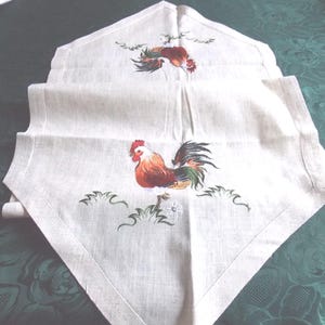 TABLE RUNNER embroidered on rectangular polylinen with pointed finish, roosters 50X150 image 4