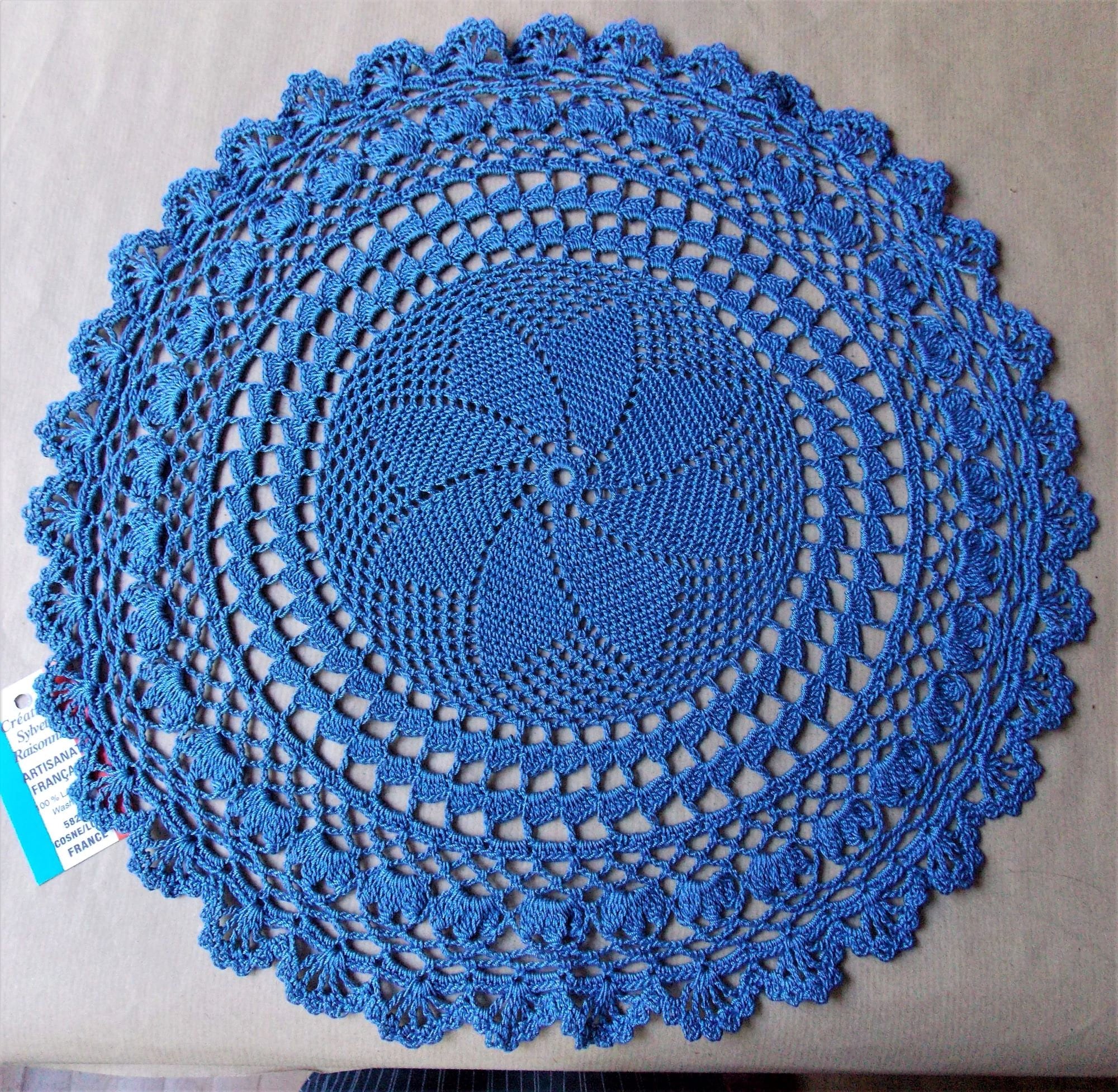 Napperon Crochet Main Artisanat Français Création Sylvette Raisonnier Rond de 44cm Bleu Ancien Neptu