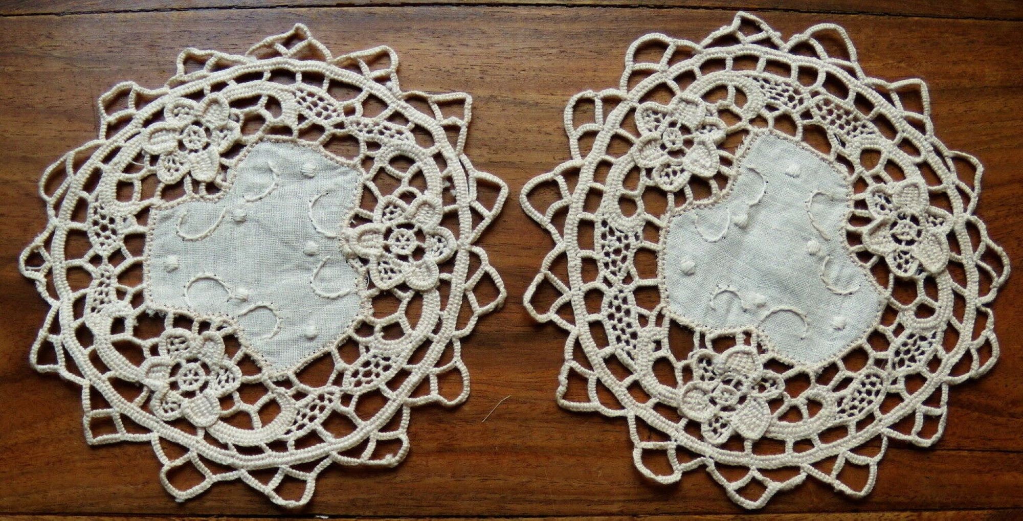 Napperons Brodés Main à L'aiguille Jours de Venise Ecru Ronds 15 cm Lot 2 Aristee