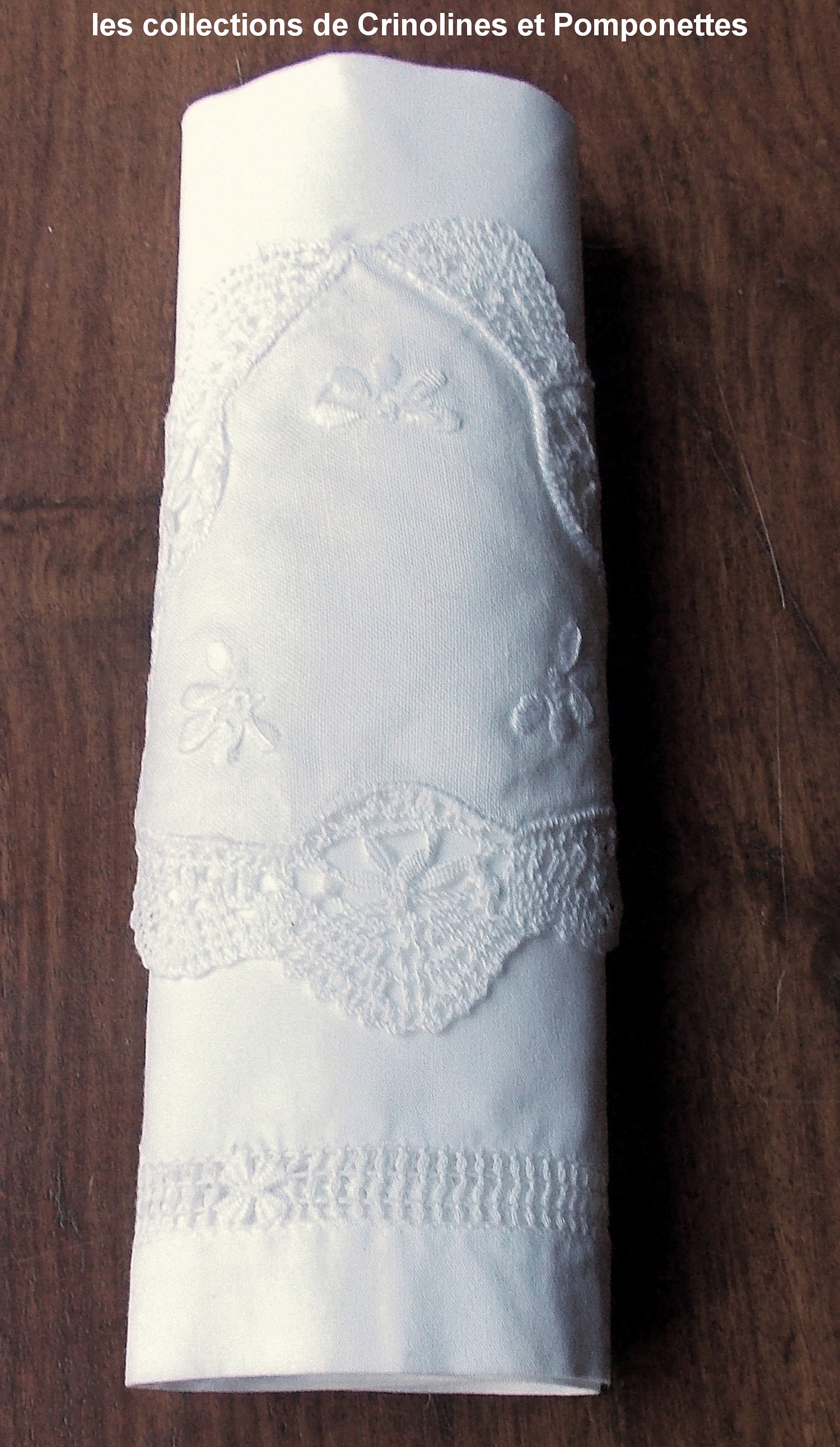 Ronds de Serviettes Brodes Main Point de Cluny Lot 4 Blancs