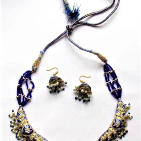 Pendant NECKLACE and matching earRINGS in LAKH handmade Clorinde blue