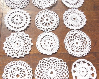 Napperon Ovale Fait Main Au Crochet - Écru - Artisanat Français - Sylvette Raisonnier