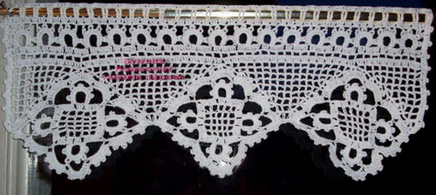 Brise Bise Crochet Fait Main Artisanat Français Création Sylvette Raisonnier Modèle Petit Belle