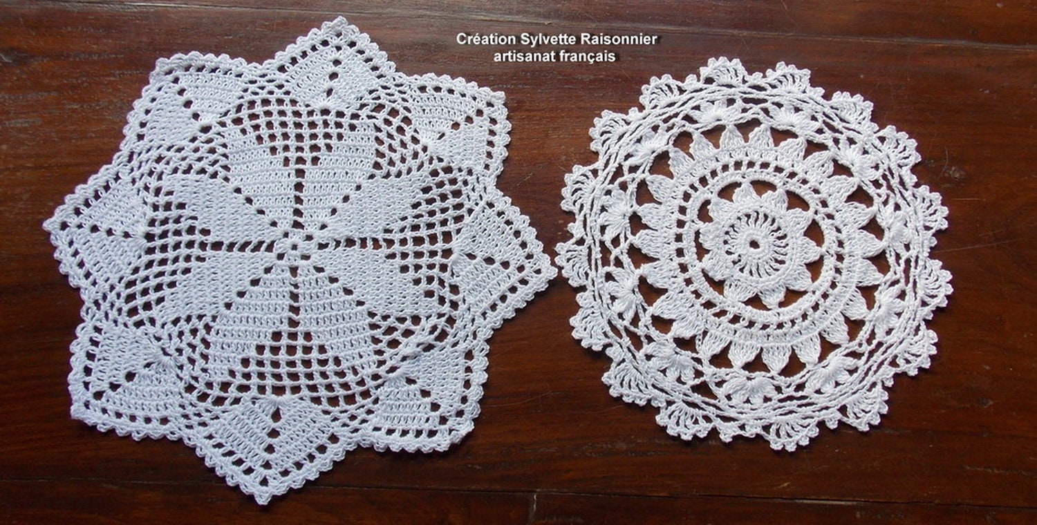 Napperons Crochet Main Artisanat Français Création Sylvette Raisonnier Lot de 2Blancs Ronds