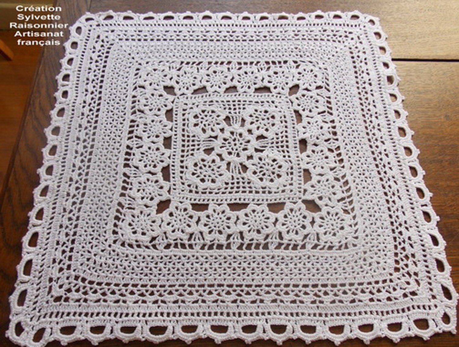 Napperon Crochet Main Artisanat Français Blanc Carré 47cm Creation Sylvette Raisonnier