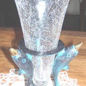 Vase Ucagco Enesco vert avec appliques de fleurs et garnitures dorées - France
