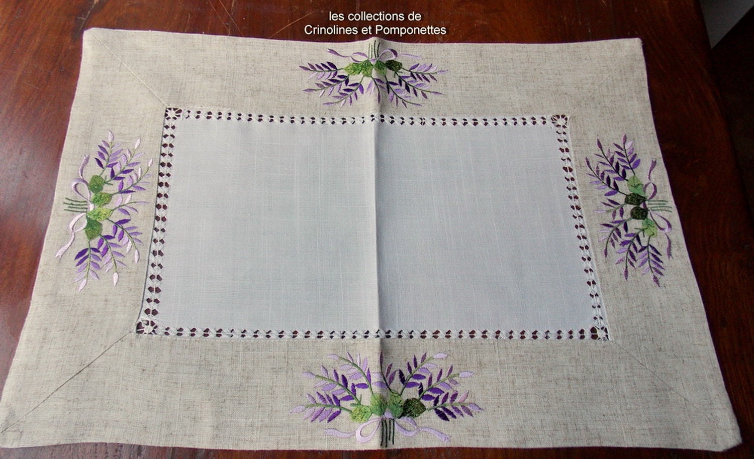 Napperon 2 Tons Brodé sur Polylin Rectangulaire 35x50 Lavandes