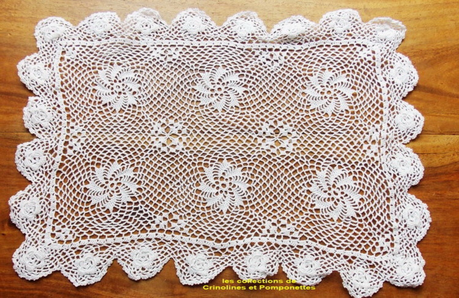 Napperon Crochet d'art Fabrication Artisanale Fil Fin Rectangulaire 25x35