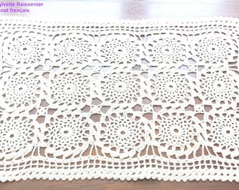 Napperon Rond Au Crochet – Création Sylvette Raisonnier – Artisanat Français – 28 Cm – Blanc