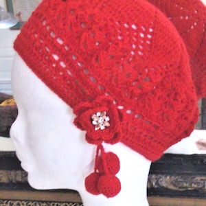 BERET   fait main création Sylvette Raisonnier artisanat français  cerises