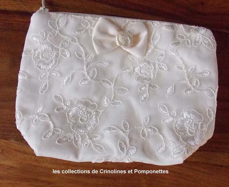 BRODEE POCHETTE on white TULLE heist