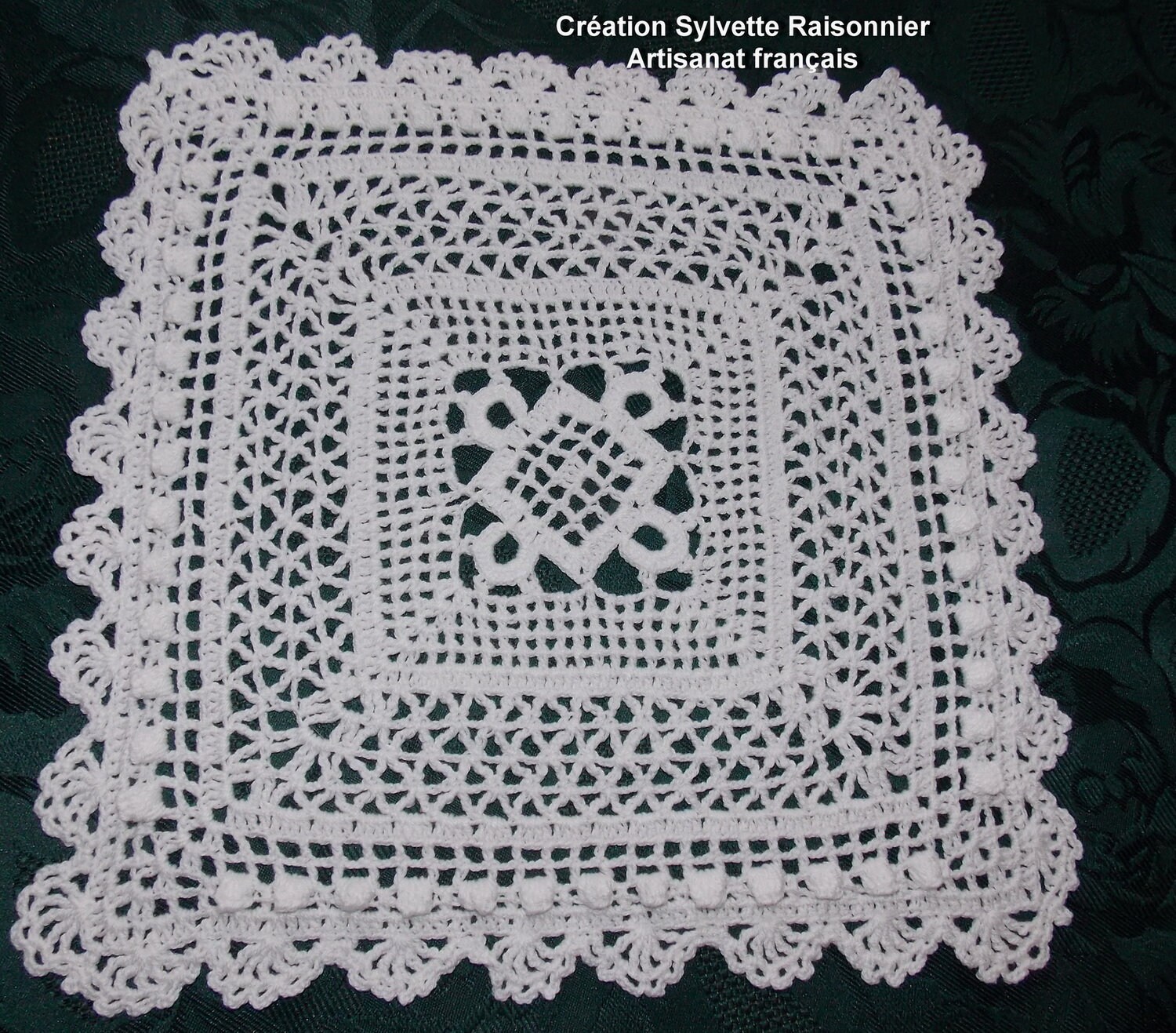 Napperon Crochet Main Artisanat Français Création Sylvette Raisonnier Carré Blanc de 27