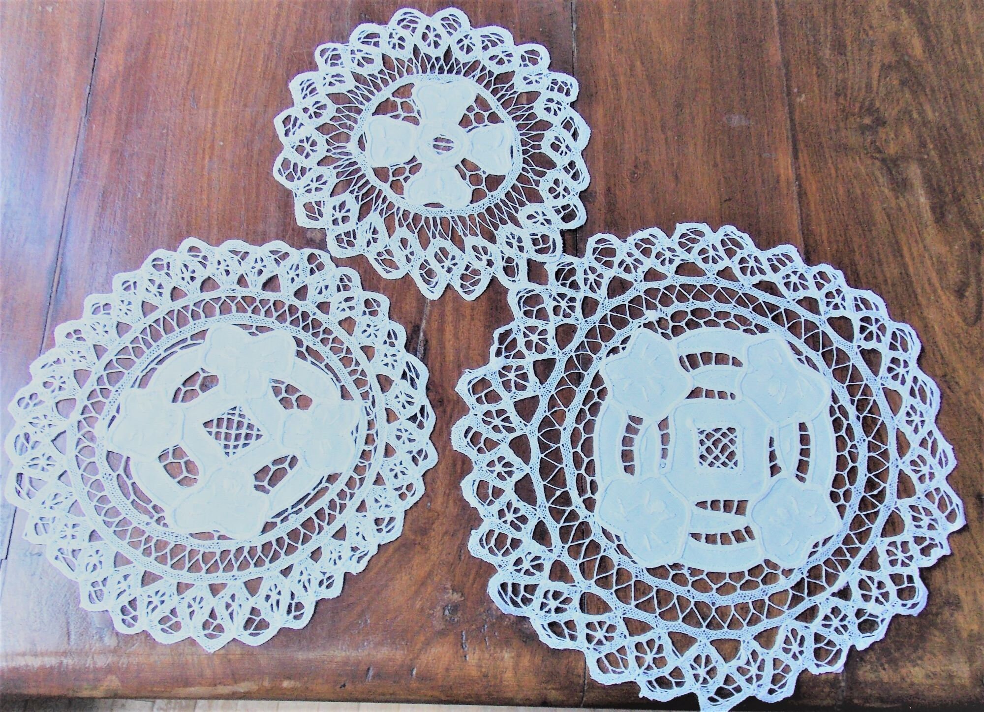 Napperons Dentelle Renaissance et Broderie Richelieu Lot de 3 Napperons 15, 20, 25cm