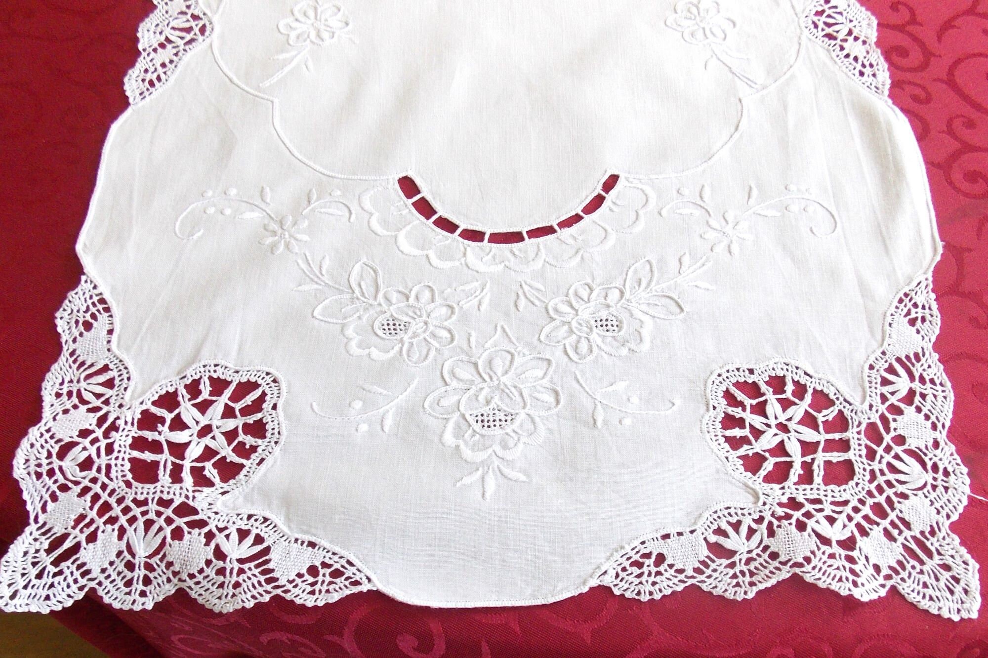 Napperon Rond Brodé Main Dentelle Aux Fuseaux, 49 Cm, Blanc, Fait Main