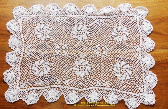 Napperon Crochet Artisanal – Sylvette Raisonnier – Écru Clair 41cm – Fait Main France