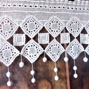 BRISEBISE HANDMADE crochet curtain FRENCH craftsmanship creation Sylvette Raisonnier belle de nuit