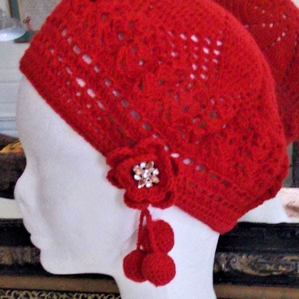 BERET   fait main création Sylvette Raisonnier artisanat français  cerises