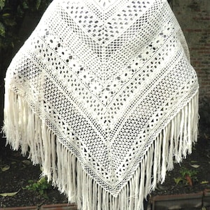 Napperon Brodé Main Richelieu Sur Lin Blanc – Rond 30 Cm – Neuf