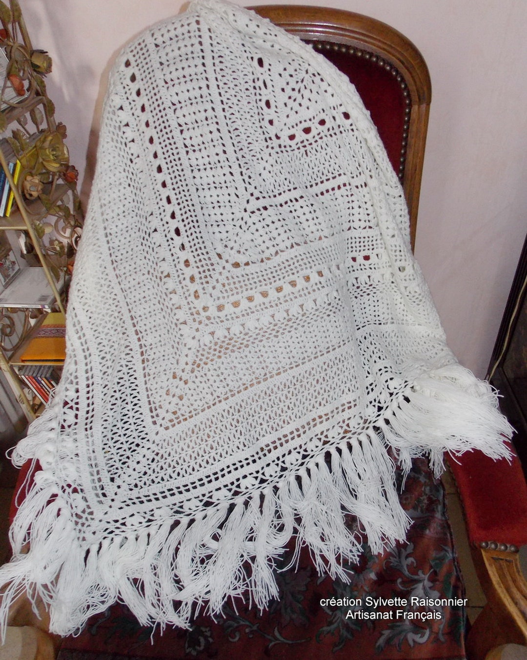 Châle Fait Main En Crochet Par Sylvette Raisonnier - Modèle 'Eurydice' - Noir - Artisanat Français