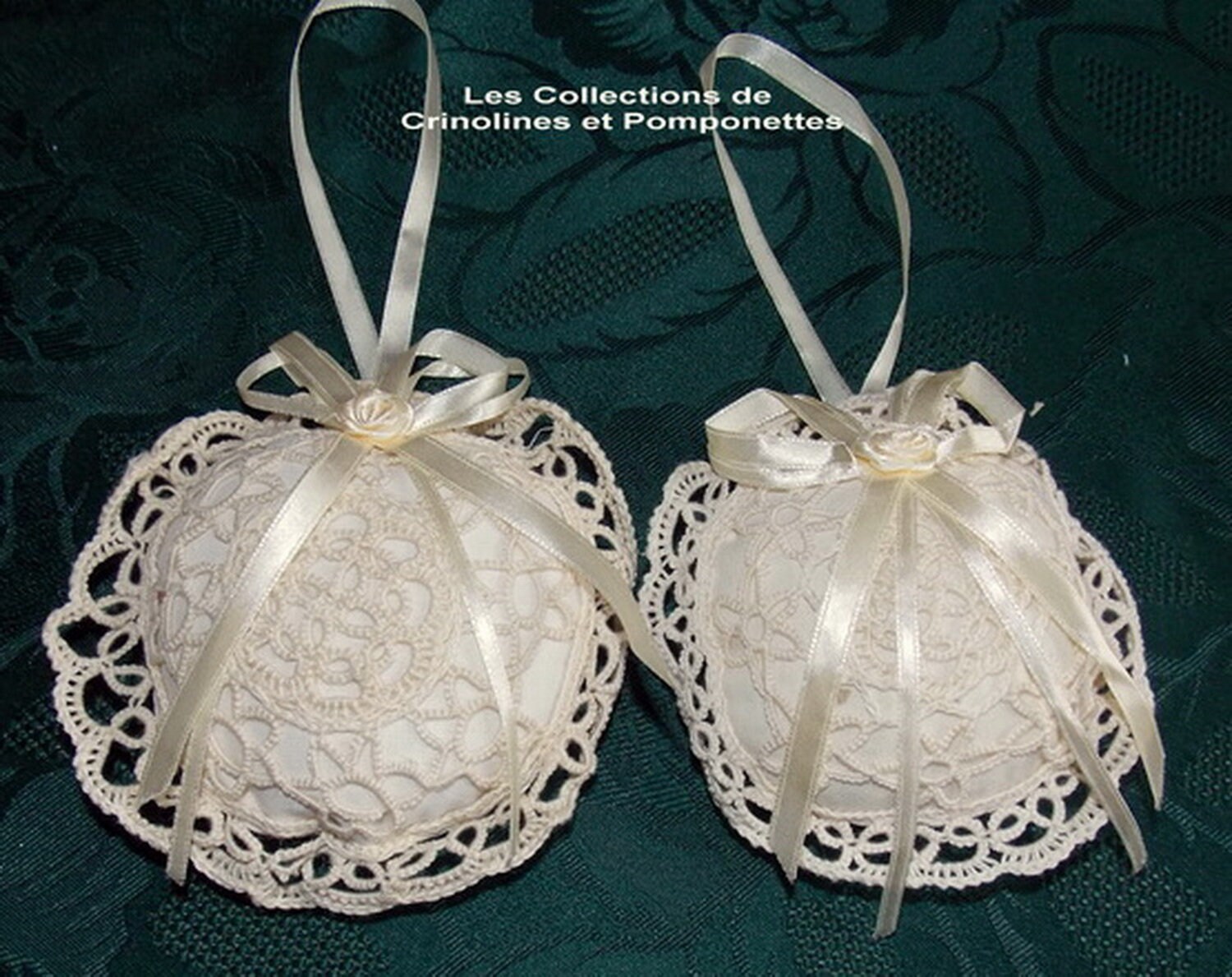 Coussinet Brode Main à Suspendre Broderie Dentelle Frivolité Lot de 2 Ronds Ecrus