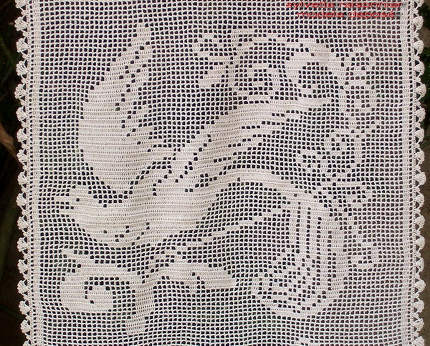 Crochet rideaux escargot plastique blanc - Mercerie Floriane