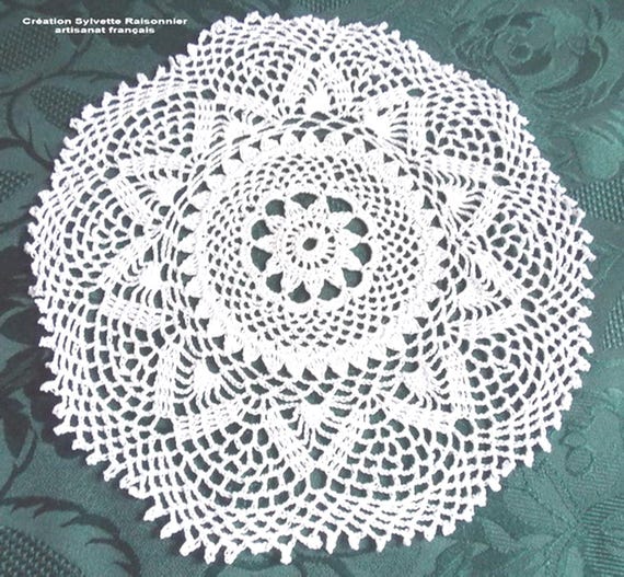 NAPPERON CROCHET d'ART CREATION S RAISONNIER ARTISANAT