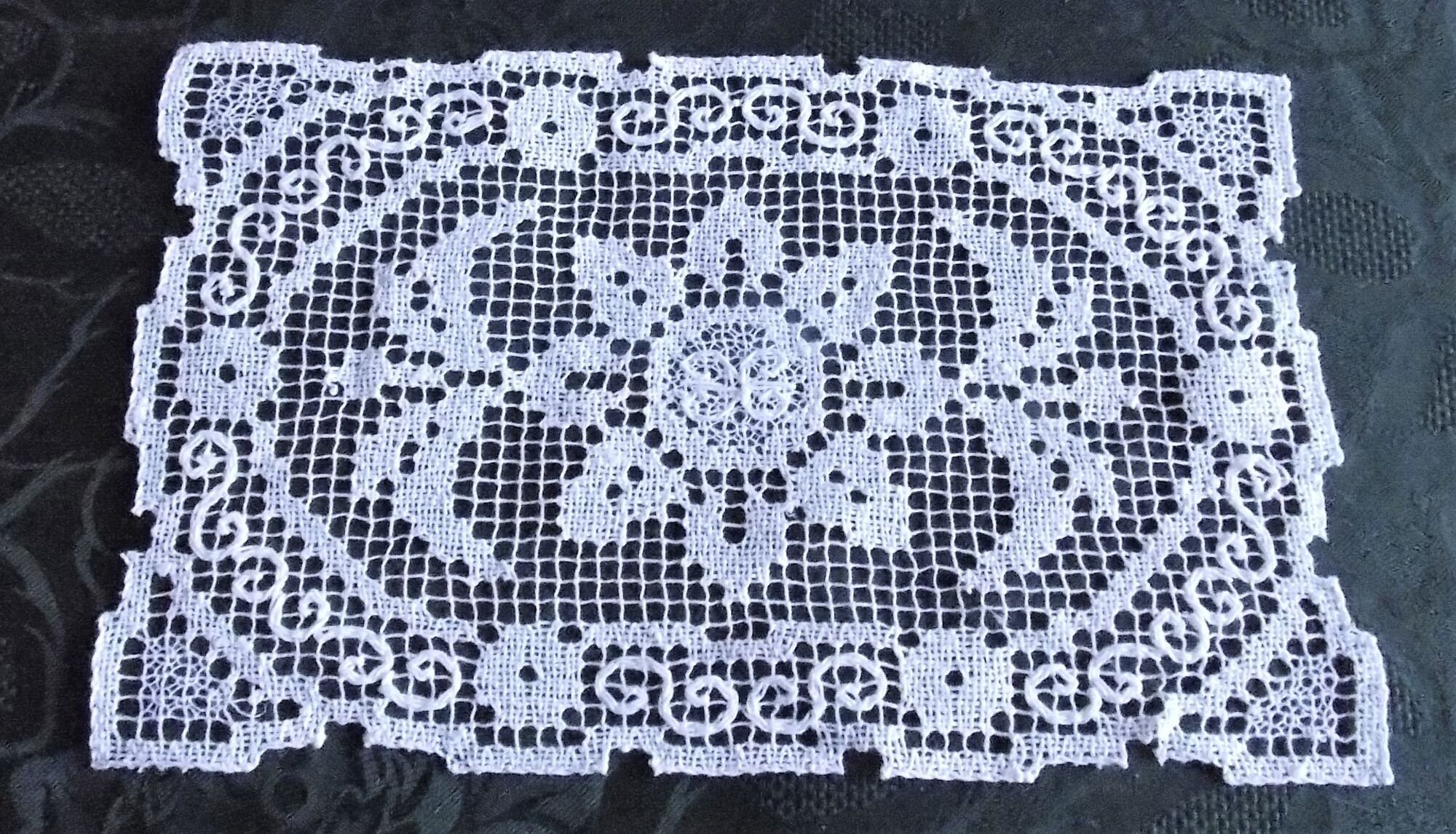 Napperon Brode Main Filet Rectangulaire Blanc 20cmx 30