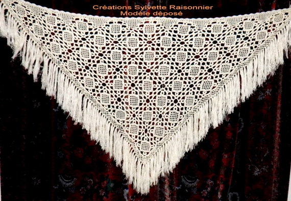 scialle all uncinetto