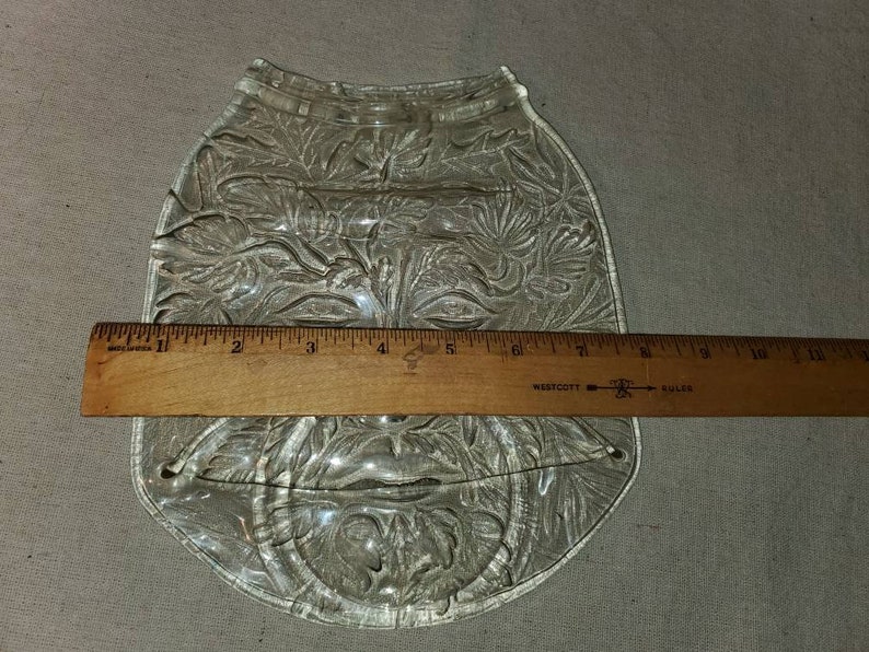 Fused jar with face textered