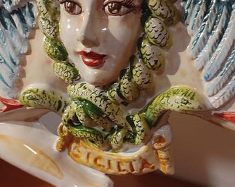 Bellissima Trinacria In ceramica siciliana di Santo Stefano di Camastra - Simbolo della Sicilia