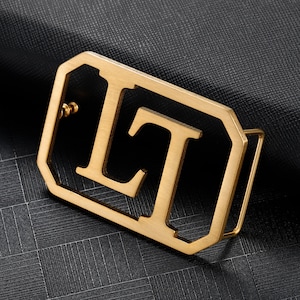 Cinturón personalizado con letra reflejada de Beceff® • Hebilla de cinturón unisex personalizada con una letra en inglés y estilo reflejado • Regalo para padre, hermano, tío, tía y ella