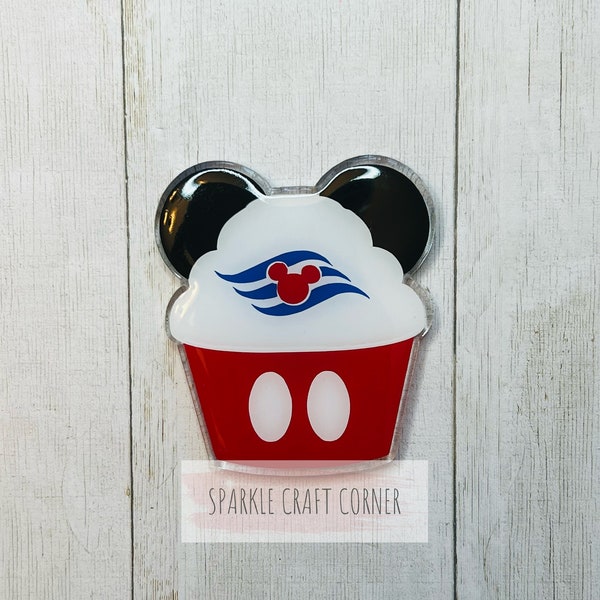 Cruise Magnet, Mickey Cupcake Magnet, Door magnet, Magnet Exchange, Fish Extender