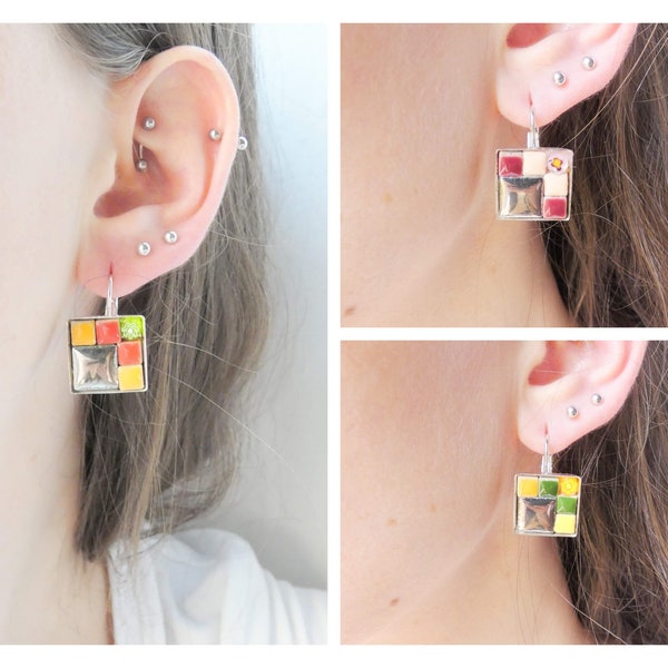 Boucles d'oreilles dormeuses carré mosaïque (céramique miroir, micro porcelaine et millefiori), support en laiton argent. Idée cadeau femme.