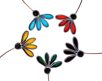 Stained Glass Flower with Copper Stem – Colorful Floral Decor