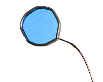 Stained glass flower 'Blue bottle