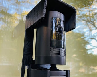 RING Stick Up cam sentry // A versatile mount for glass with suction cups included