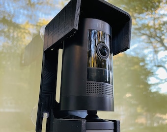 RING Stick Up cam sentry // A versatile mount for glass with suction cups included