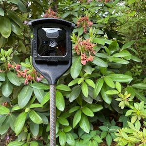 BLINK (Gen 1-3) cam High Mount for Rebar // A high mount for 1/2&quot; rebar posts